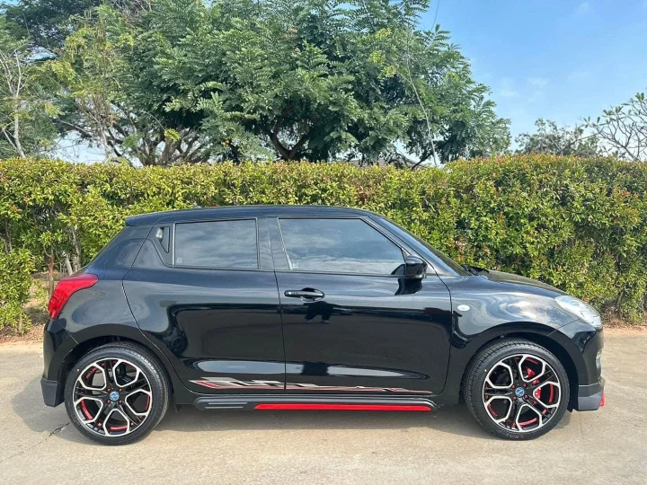 Suzuki Swift GL Next ชำระเงินดาวน์เพียง 5900 บาท ผ่อน 7647 บาท 84 งวดเท่านั้น
